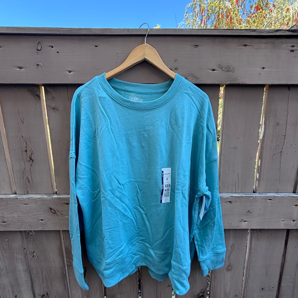 🎉NWT🎉 Time and Tru Aqua Relaxed Crewneck Sweatshirt - Picture 2 of 14